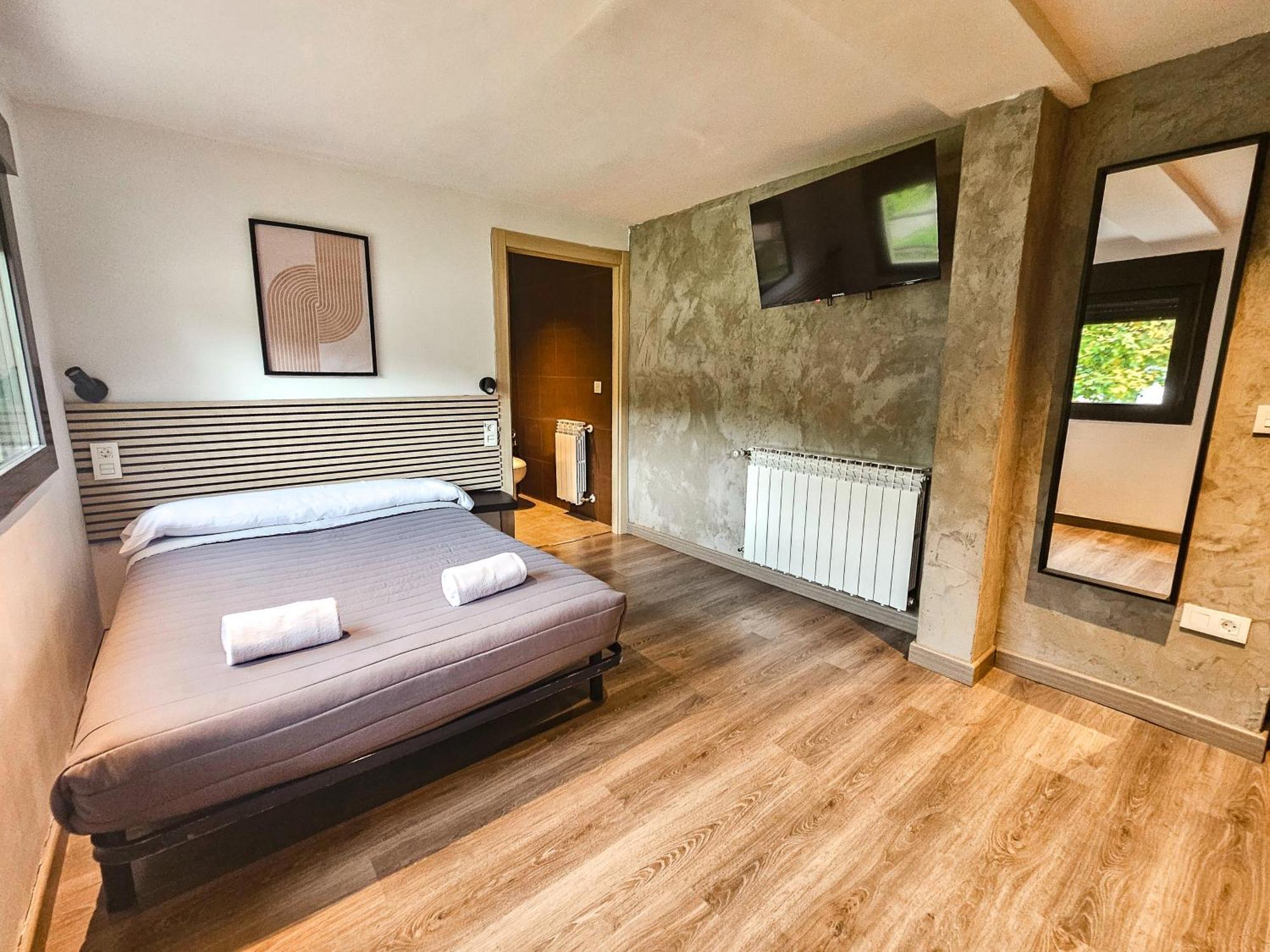 Solopuent Hotel Rural Castiello de Jaca Ngoại thất bức ảnh